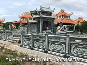 Lan-can-da-xanh-reu-cho-khu-Lang-mo-da.jpg