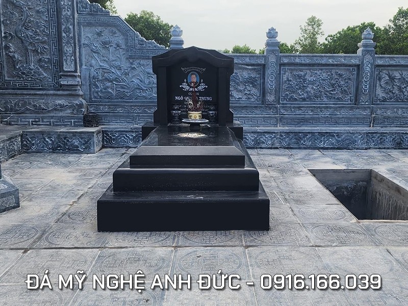 Mau Mo da granite den Binh Dinh