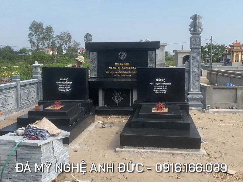 Mẫu mộ đẹp - Mộ đá granite đen Ấn Độ.jpg Mẫu mộ đẹp - Mộ đá granite đen Ấn Độ.jpg