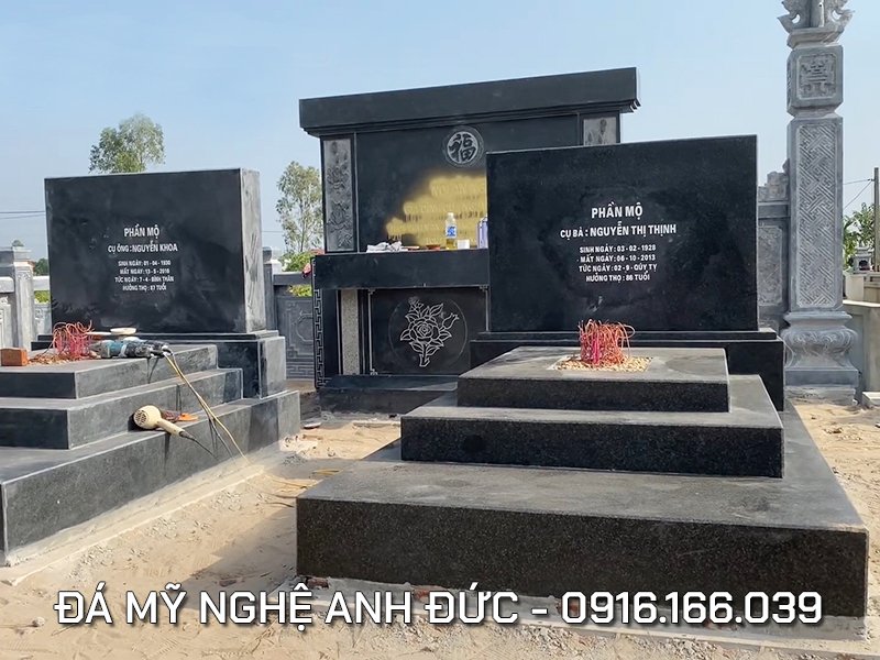 Mộ đá granite đen Ấn Độ đẹp.jpg Mộ đá granite đen Ấn Độ đẹp.jpg