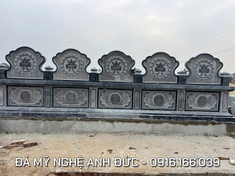 Xây Mộ 5 người đẹp.jpg Xây Mộ 5 người đẹp.jpg